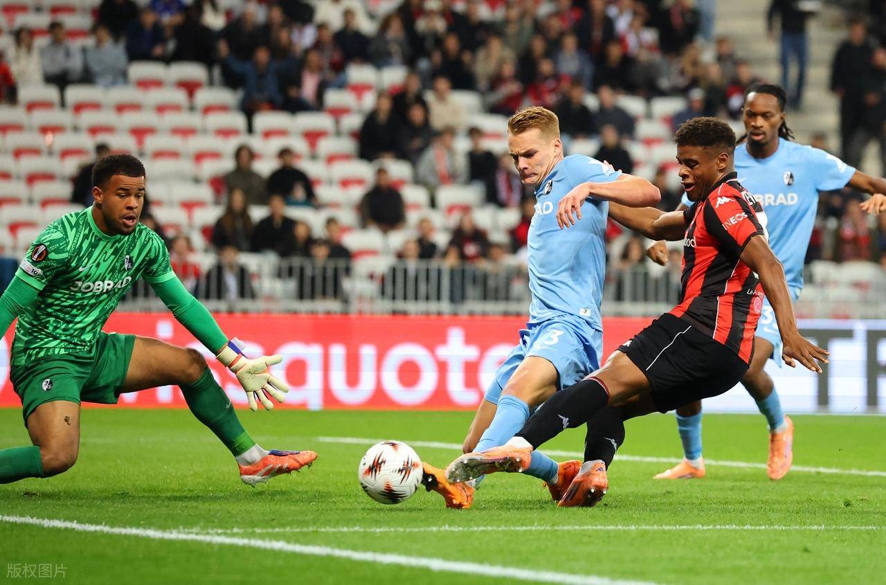 包含瓦伦西亚迎欧联关键赛，今晚刷新队史纪录，态度坚定，数据趋势出现新变化的词条盛世平台娱乐