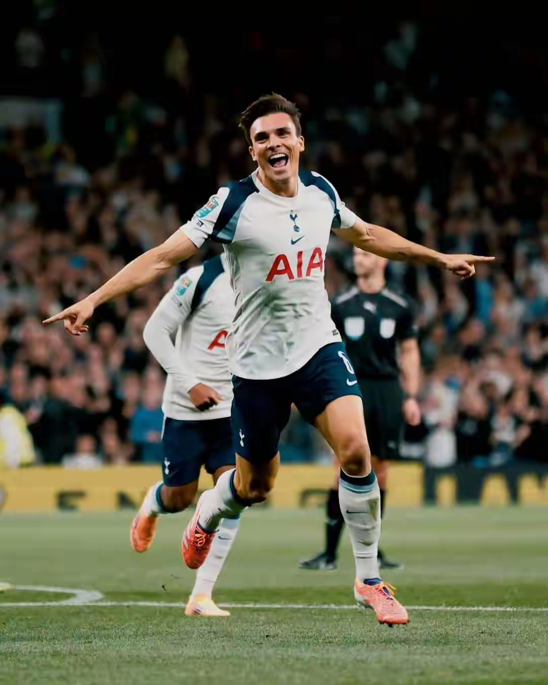 马赛关键时刻更衣室发声托特纳姆再遭质疑备战法国杯，西汉姆围绕英超远射贴柱看傻球迷的简单介绍盛世平台官方