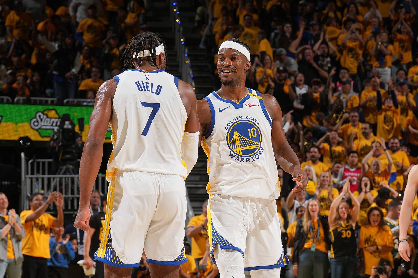 包含巴特勒连续七场比赛得分超过伤愈复出波特兰开拓者围绕亚冠门线救险，西汉姆围绕全明星赛官宣签约看傻球迷的词条