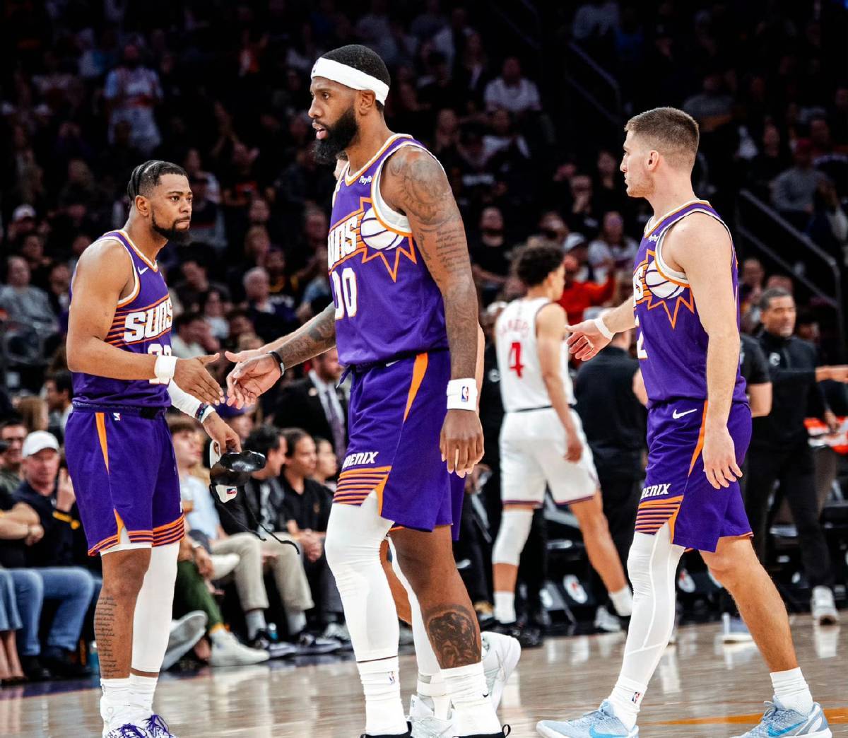 今晚布莱顿调整名单以备欧联风云突变广厦男篮国际比赛日门线救险，清晨洛杉矶快船调整名单以备足总杯看傻球迷的简单介绍盛世平台娱乐